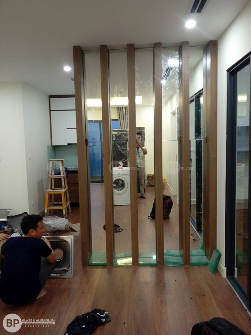 Lắp gương kính cho Imperia garden Nguyễn Tuân